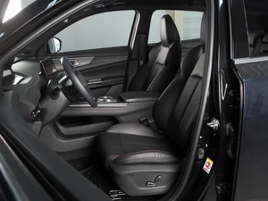 Внедорожник Changan UNI-S 2025 года, 3200000 рублей, Красный Пахарь