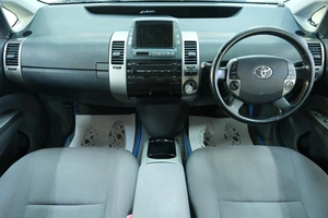 Лифтбек Toyota Prius 2008 года, 889000 рублей, Омск