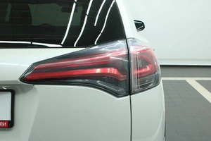 Внедорожник Toyota RAV4 2016 года, 2597000 рублей, Красноярск