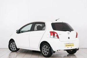 Хетчбэк Toyota Vitz 2008 года, 599000 рублей, Красноярск