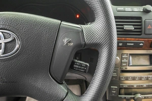 Седан Toyota Avensis 2004 года, 1019000 рублей, Барнаул