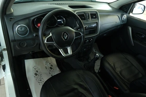 Седан Renault Logan 2020 года, 699000 рублей, Омск