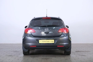 Хетчбэк Opel Astra 2012 года, 919000 рублей, Омск