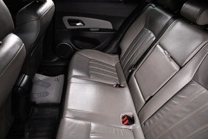 Хетчбэк Chevrolet Cruze 2013 года, 799000 рублей, Сургут