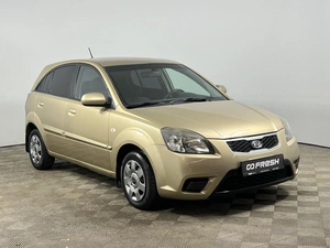 Хетчбэк Kia Rio 2010 года, 609900 рублей, Казань
