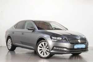 Лифтбек Skoda Superb 2022 года, 3329000 рублей, Челябинск