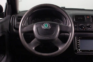 Хетчбэк Skoda Fabia 2010 года, 499000 рублей, Сургут