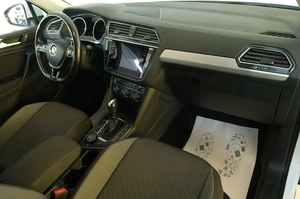 Внедорожник Volkswagen Tiguan 2020 года, 2789000 рублей, Омск