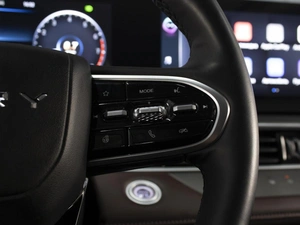 Внедорожник Chery Tiggo 8 Pro Max 2023 года, 2799999 рублей, Омск