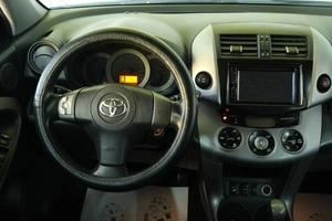 Внедорожник Toyota RAV4 2006 года, 999000 рублей, Омск