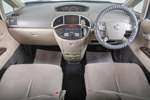 Минивэн Nissan Presage 2003 года, 669000 рублей, Томск