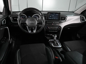 Хетчбэк Kia Ceed 2019 года, 1819000 рублей, Аксай