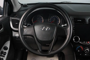 Седан Hyundai Solaris 2013 года, 899000 рублей, Тюмень