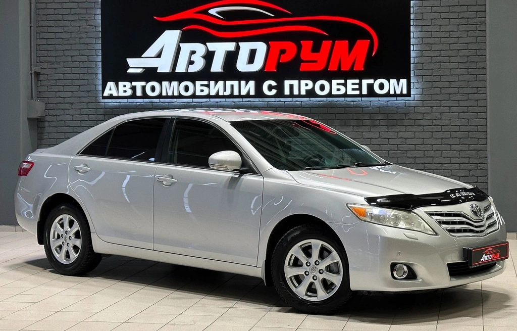 Седан Toyota Camry 2009 года, 1250000 рублей, Красноярск