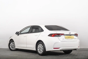 Седан Toyota Corolla 2021 года, 2139000 рублей, Томск