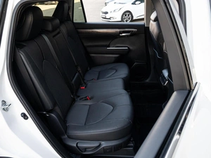 Внедорожник Toyota Highlander 2025 года, 5670000 рублей, Краснодар