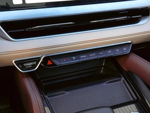 Внедорожник Geely Monjaro 2024 года, 3490000 рублей, Краснодар