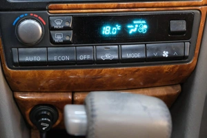 Седан Nissan Maxima 2005 года, 569000 рублей, Омск