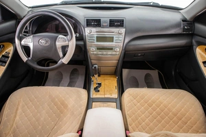 Седан Toyota Camry 2007 года, 1249000 рублей, Барнаул