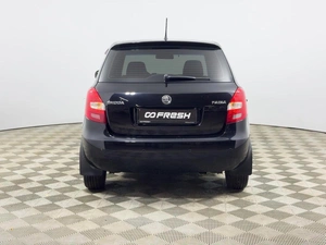 Хетчбэк Skoda Fabia 2013 года, 539900 рублей, Казань