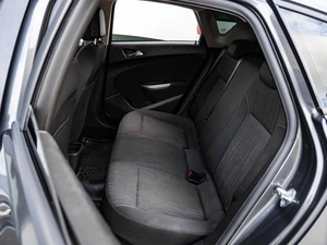 Хетчбэк Opel Astra 2011 года, 799000 рублей, Краснодар