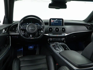 Лифтбек Kia Stinger 2018 года, 3398444 рублей, Москва