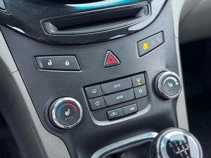 Минивэн Chevrolet Orlando 2012 года, 1059000 рублей, Ижевск