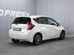 Хетчбэк Nissan Note 2013 года, 760000 рублей, Омск