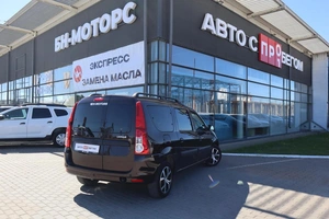 Универсал ВАЗ (LADA) Largus 2019 года, 1040000 рублей, Мирное