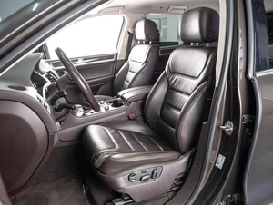 Внедорожник Volkswagen Touareg 2015 года, 2649000 рублей, Тюмень