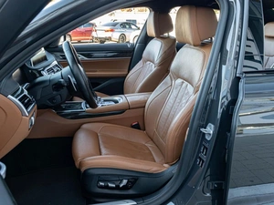 Седан BMW 7 серия 2021 года, 5850000 рублей, Краснодар
