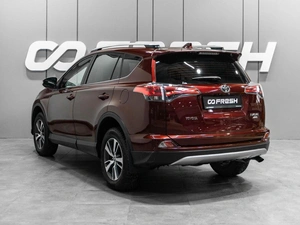 Внедорожник Toyota RAV4 2018 года, 2649000 рублей, Тюмень