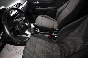 Седан Kia Rio 2018 года, 1099000 рублей, Оренбург