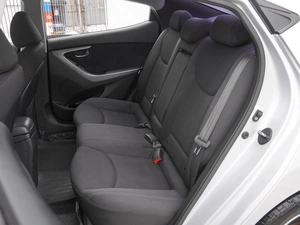 Седан Hyundai Elantra 2013 года, 1029000 рублей, Волгоград