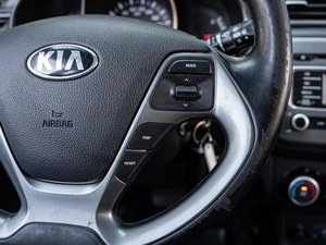 Хетчбэк Kia Rio 2016 года, 1230000 рублей, Краснодар