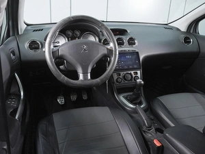 Седан Peugeot 408 2015 года, 970000 рублей, Ростов-на-Дону
