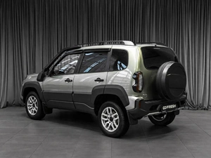 Внедорожник ВАЗ (LADA) Niva Travel 2021 года, 969000 рублей, Тюмень