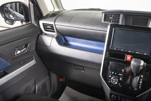 Минивэн Toyota Roomy 2019 года, 1149000 рублей, Томск