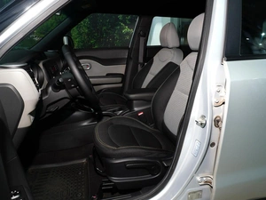 Хетчбэк Kia Soul 2014 года, 1530111 рублей, Тверь