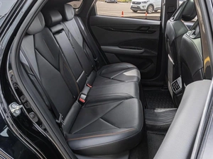 Лифтбек Changan UNI-V 2023 года, 2300000 рублей, Краснодар