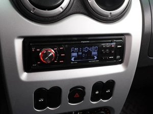 Хетчбэк Renault Sandero Stepway 2012 года, 679000 рублей, Воронеж