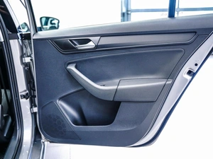 Лифтбек Volkswagen Polo 2021 года, 1429000 рублей, Красноярск