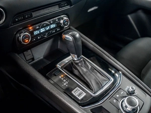 Внедорожник Mazda CX-5 2017 года, 2300000 рублей, Красноярск