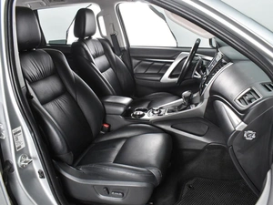 Внедорожник Mitsubishi Pajero Sport 2017 года, 2999000 рублей, Воронеж