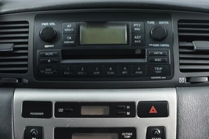 Хетчбэк Toyota Corolla 2006 года, 689000 рублей, Новосибирск