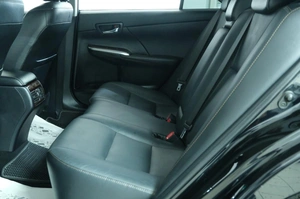 Седан Toyota Camry 2017 года, 2489000 рублей, Омск