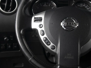 Внедорожник Nissan Qashqai 2011 года, 1060000 рублей, Омск