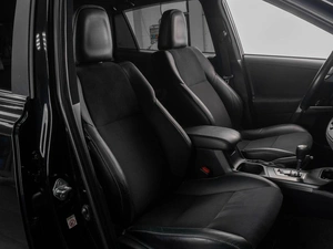 Внедорожник Toyota RAV4 2017 года, 3049000 рублей, Тюмень
