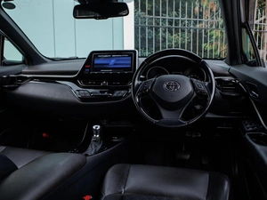 Внедорожник Toyota C-HR 2017 года, 1949000 рублей, Большой Сочи