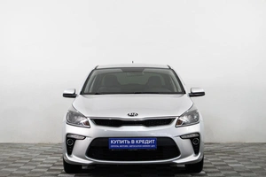 Седан Kia Rio 2018 года, 1319000 рублей, Сургут